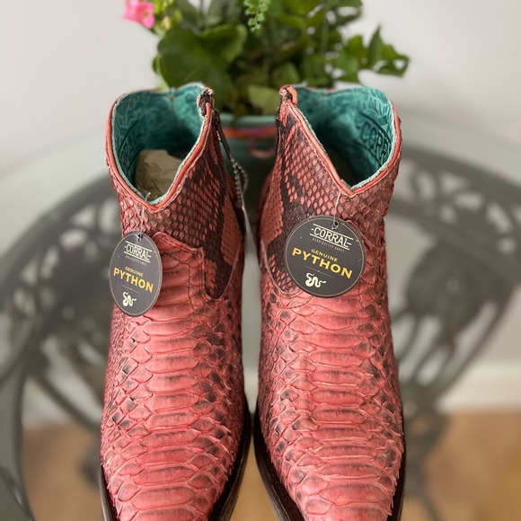 Corral Ladies Western Bootie Python - Picture 5 of 5